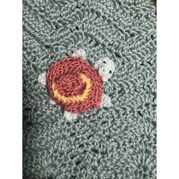 Handmade Noah’s Ark Baby Blanket – Crochet Animal Nursery Blanket Gift - Picture 4 of 11